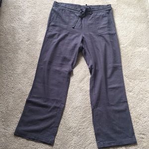 Caslon Large 55% Linen Pants